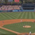 球場騒然！大谷翔平、逆方向特大弾で“まさかの光景”「スゴい当たりだ…」野手陣が秒で動けなくなる「確信見送り」