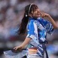日本ハム　ファイターズガール元エースの両隣がｗ「アイアンフォックス」「ホラーやん」コスに身を包んだ人気芸人にファン爆笑