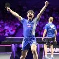 張本智和　パリ五輪のリベンジ８強「ゲームを支配できた」感謝の「Ｔポーズ」　女子の早田ひなは張本美和下す