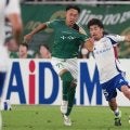 ｢かなり厳しい声掛けをした｣東京V城福浩監督、｢自分の未熟さ｣を語った横浜FM大島秀夫監督、18位と16位の“伝統の一戦”で大学3年生がJ1デビュー