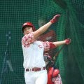 広島ドラ１・佐々木２カ月ぶり１軍合流　悔しさ「晴らせるように」　もう万全！肋骨骨折から復帰