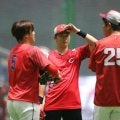 広島・新井監督　１軍合流のドラ１・佐々木に期待「『来たぞ、泰！』『任したぞ、泰！』」【一問一答】