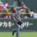 阪神・佐藤輝 中野がスタメン外