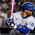 ロバーツ監督「すべてムーキーから…」名手ベッツが今季初のライトへ「素晴らしいチームメート」