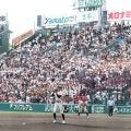 男だらけの応援団で初の女性部員「くじけそうに」　甲子園で奮闘する“白学ラン”