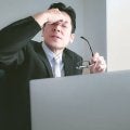 糖尿病と目の病気 -「かすむ」「見えにくい」症状は危険信号