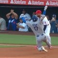もうワケわからん！ 大谷翔平の足で“まさかの光景”「この人投手だろ？w」「速すぎ」相手野手が混乱… とんでもないスピードで“爆速三塁打”