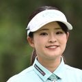 女子ゴルフ政田夢乃が高級スポーツカーの運転席で大喜び「めっちゃカッコよかった～」