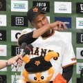 マルティネス号泣 家族の前で200S