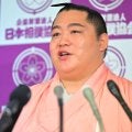 元小結・遠藤が引退会見「悔いはない」