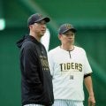 【阪神】藤川監督、若手投手陣の成長に「去年のブルペンとは全然違う」身ぶり手ぶりで直接指導