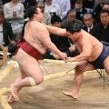 豊昇龍　横綱初賜杯へ反撃星　隆の勝を押し出しで下すも表情緩めず「明日も集中して頑張る」