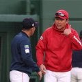 広島・新井監督　６失点の先発・辻「いい経験にして」　侍組には「いい動きだなと感じました」