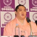 「素敵です」元小結遠藤の北陣親方、協会の紺色ジャンパー着用＆“会場警備姿”披露にファン歓喜