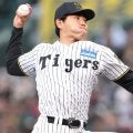 阪神　工藤が秋季Ｃのブルペンで３００球の投げ込み　約１時間半の熱投を終えるとグラウンドで座り込む姿も　藤川監督が熱血指導