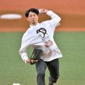阪神・近本　新庄に並ぶ球団最長５年連続ＧＧ賞「連続して取れることが重要」　残留表明から一夜「疲れたっす」