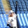 神宮大会高校の部開幕戦で英明が初戦突破　エース・冨岡が４打点＆完投