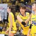 越谷章監督は「将来代表を背負える」と大きな期待 東レ滋賀の高卒ルーキーコンビ 花岡千聡＆結束美南が開幕からメキメキと成長中