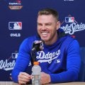 フリーマン、大谷夫妻との黄金４ショット公開「ドジャースの顔」がMVP祝福「おめでとう」