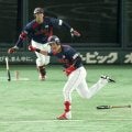 侍・佐々木２戦連続タイムリー　期待の若鯉が韓国戦で躍動マルチ　球場全体からの声援「最初は緊張」