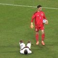 衝撃の仁王立ち！日本代表・早川友基、突っ込んできた敵FWを逆に吹っ飛ばす「体当たりにビクともしない」「これがJリーグ最強GK」「体幹強すぎ」ネット騒然