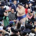 連覇を目指す大の里が初黒星　安青錦と１敗で並ぶ　豊昇龍が２敗で追走