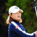 プロ3年目の奥山純菜が「63」で独走 政田夢乃3位で最終日へ／国内女子ツアー最終予選会