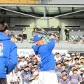 中田翔氏、衝撃の打撃実演　　子供たち何度もどよめき　　野球教室に参加、左翼へ“特大弾”放ちバンザイ