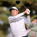 【ＪＴカップ】３月に結婚した吉田泰基が８アンダーで首位に浮上　元ゴルフ選手の妻、宮崎樹里さんとの二人三脚でツアー初勝利を目指す