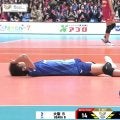 あまり見たことない…選手がバタバタ倒れ込む異様な光景 男子バレー、およそ50秒の壮絶ラリーが生んだファン感動の一コマ