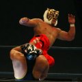 タイガーマスクVSダイナマイト・キッド復活!？４代目タイガーとキッドおいが激突　来年２月米国