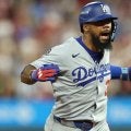 「チームのケミストリーをいじらないで！」世界一ドジャースから33歳外野手“放出報道”にファン悲鳴　「テオを失うのは本当に辛い」