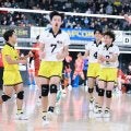 監督急逝の鎮西高、Vリーグ三重に逆転勝ちで春高に「自信」　バレー全日本選手権
