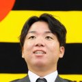 阪神　投手３冠の村上頌樹が驚異の２億超え！１億５０００万大幅増で更改「いい評価をしていただいた」Ｖ旅行は妻と「２人で楽しみたい」