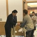 【巨人】田中将大がハワイで名球会総会に初参加！王貞治氏「現役がもう一番だから」握手で激励
