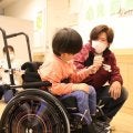 【楽天】早川隆久が東北大学病院を訪問「自分もより一層頑張って…」子どもたち60人と交流