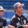 15時間、球場に缶詰めも「時間が足りない」　試合前に疲労困憊も…多忙極めたコーチ業