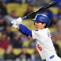 キム・ヘソン、ドジャース“生き残り”へのポイントは　米記者「強力な左投手には苦しめられるだろう」