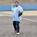 【ソフトバンク】山川穂高が年内合同トレ打ち上げ　秋広、長谷川、中沢、重松と過酷メニュー締め
