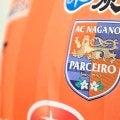 ｢紺色の獅子！｣｢夜は必ず明ける｣J3長野が伝統のオレンジ脱却→初採用ネイビーの新ユニフォームで再起を誓う！｢デザインそのままにネイビーに！｣｢強いパルセイロへ｣