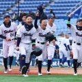 失策した子に“叱咤”→劇的サヨナラ打　絶妙距離感で快進撃…燕OB監督が慕われるワケ