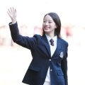 【高校サッカー】応援マネジャー池端杏慈が国立降臨　チェックのスカートで笑顔振りまく