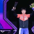 張本智和が掴んだ「中国トップ3への収穫」　“チキータ封印”で世界王者・王楚欽撃破　初タイトル奪取で弾みつけるエース