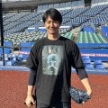 【ロッテ】唐川侑己が投手最年長の意志受け継ぐ　引退記念Ｔシャツで登場　後輩送り迎えもサポート