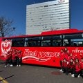富士通レッドウェーブが特製チームバス導入「本当にうれしい」町田＆宮澤は決意新た