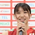 【バレー】「芸能人に勝てるかわいさ」身長177cm女子選手が話題　「え？」頭かき沈黙→笑顔