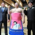キャプテン翼の化粧まわし披露　大島部屋の旭海雄「自分も大活躍を」
