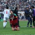 尚志が涙の４強敗退　国立騒然の死闘ＰＫ戦　１０人目西村主将が無情のポスト直撃で失敗　ピッチにひざまずき、ぼう然、号泣　福島県勢初の決勝逃す