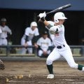 専大松戸の長谷川は170センチの「スラッガー」、千葉県大会では打率5割、関東大会では1発もマーク【高校野球界の逸材】
