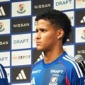 横浜ＦＭ　新加入のＦＷテヴィス　オファーに即決「両足使えて、両サイド、真ん中でもプレーできる」…愛称はテビーニョ